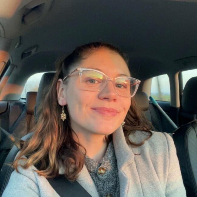 Babysitter in Spincourt: Amandine