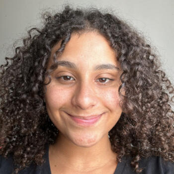 Baby-sitter in Linz: Alice Beatriz