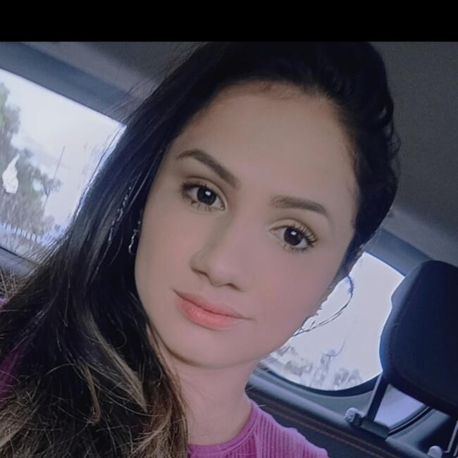 Babysitter in Brasília: Márcia