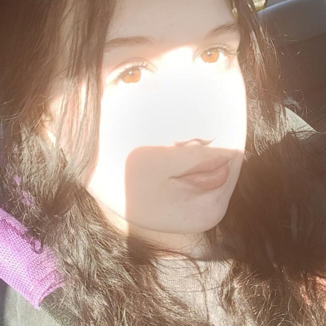 Babysitter in Adelaide: Jade