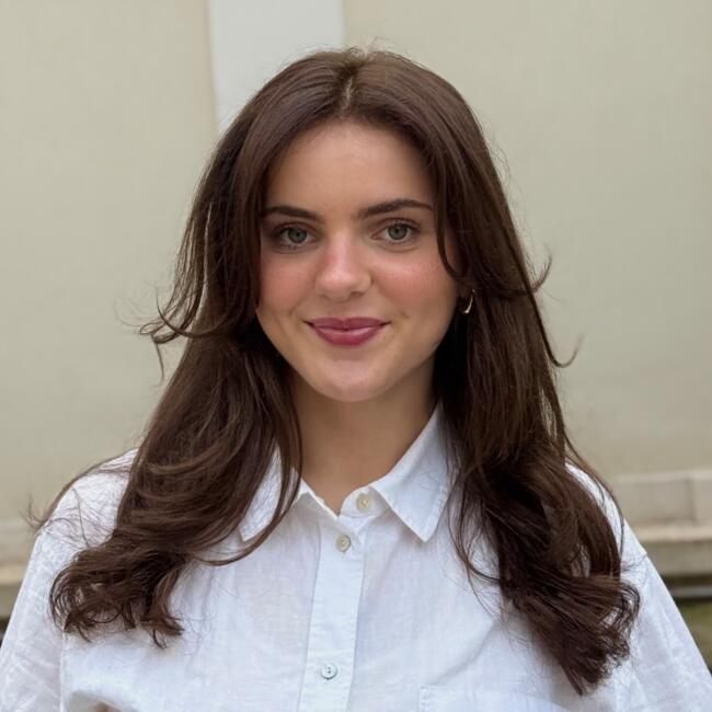 Babysitter in Tawern: Sofia