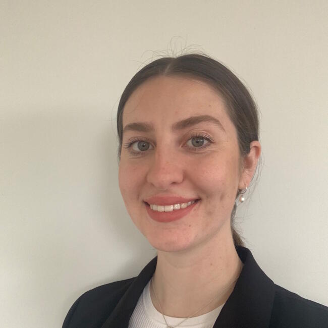 Babysitter in New York: Annie Harfoushian