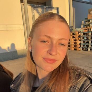 Babysitter in Lyss: Fabienne