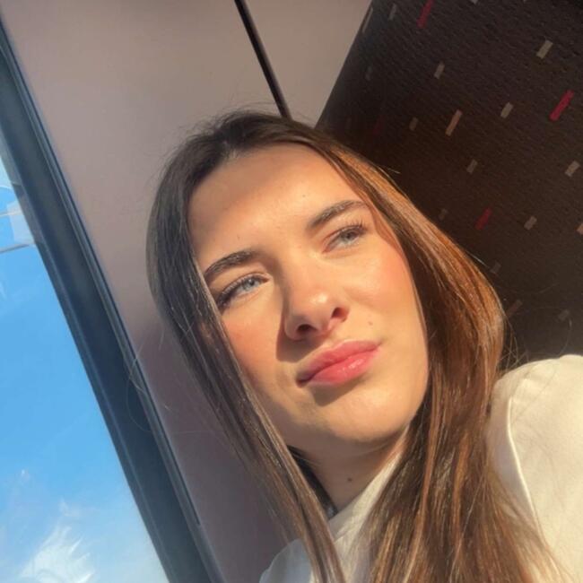 Babysitter in Dendermonde: Emma