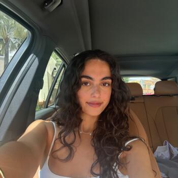 Babysitter in Orlando: Carolina