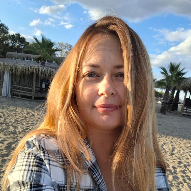 Работа детегледачка в Бургас: Anna