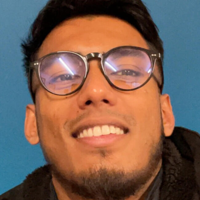 Babysitting job in Newcastle upon Tyne: Hasan