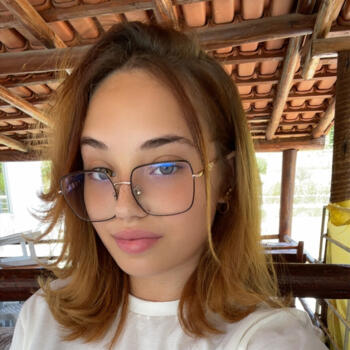 Babysitter in Limeil-Brévannes: Laura