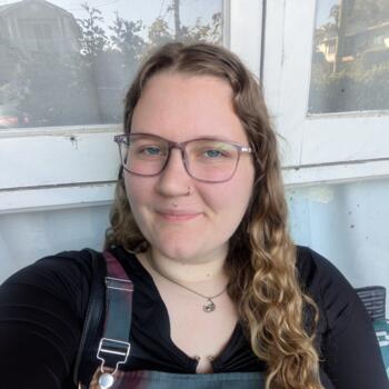 Babysitter Brisbane: Annie