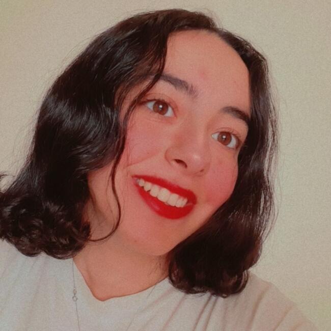 Babysitter in Paris: Meriem