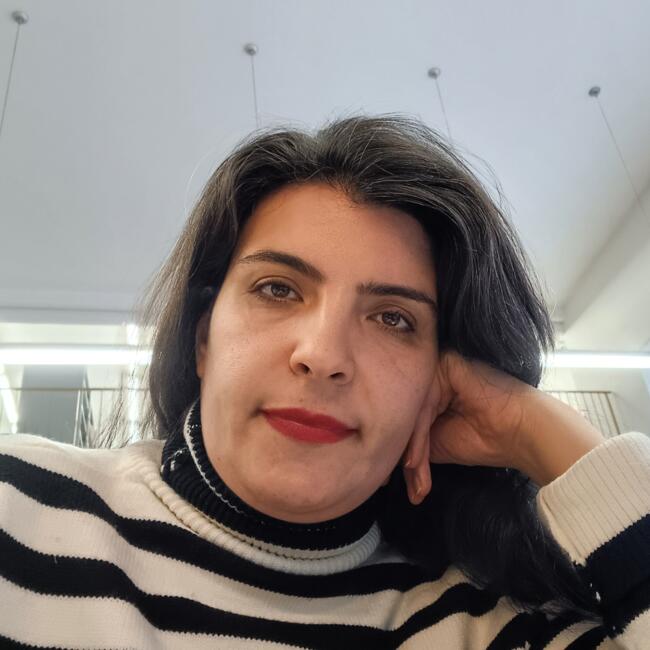 Babysitter a Milano: Elham