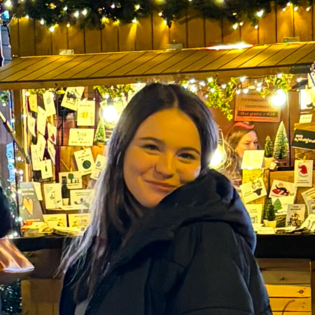 Niñera en Aalst: Anissa