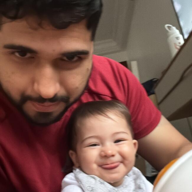 Emprego de babá em Osasco: Andre