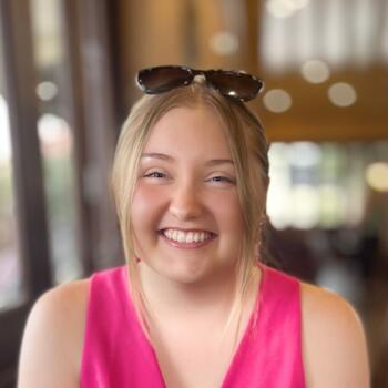 Babysitter Perth: Maya