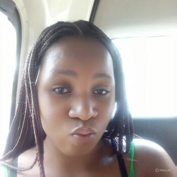 Babysitter Pretoria: Joyce Lisa