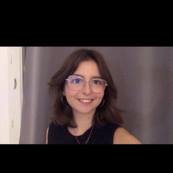 Babysitter in Pacy-sur-Eure: Anais