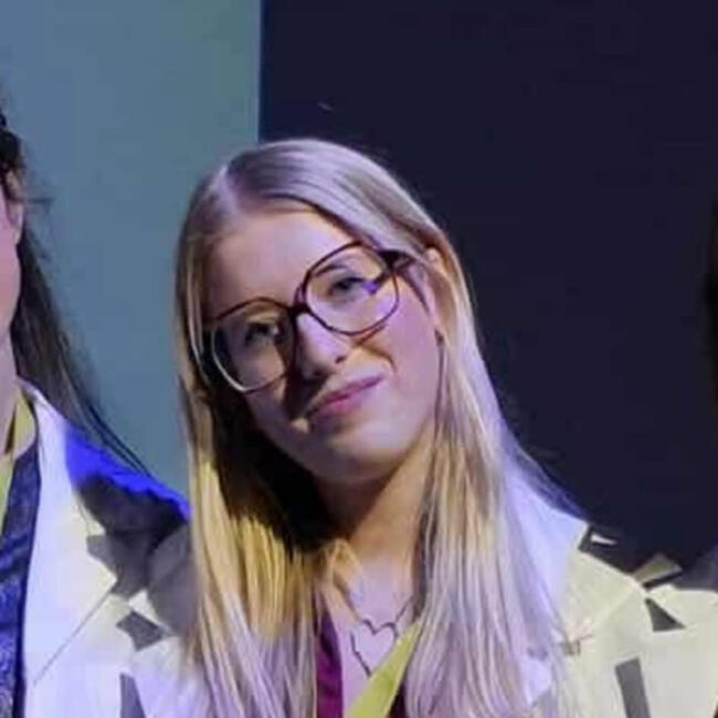 Babysitter in Puurs: Amélie