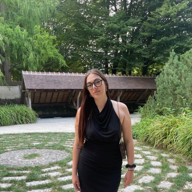 Babysitter in Orléans: Juliette