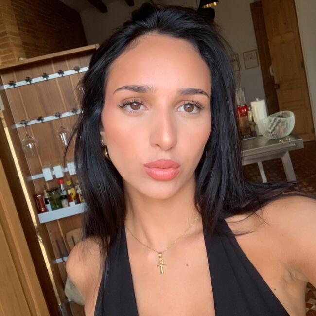 Babysitter in Saint-Cloud: Thaïs