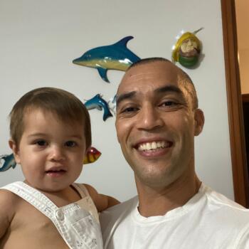 Babysitting job in São José dos Campos: babysitting job Diogo
