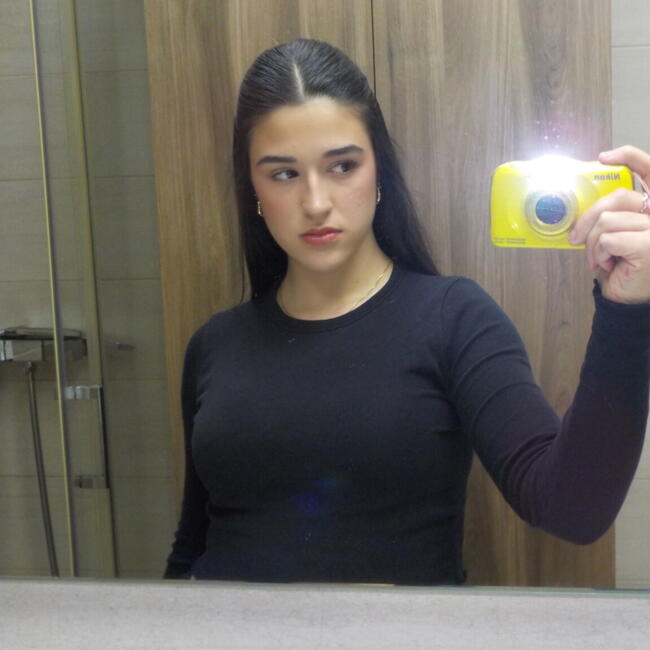 Babysitter in Águilas: Andrea