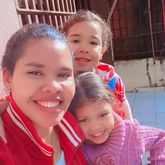 Emprego de babá em Dois Vizinhos: Grasieli