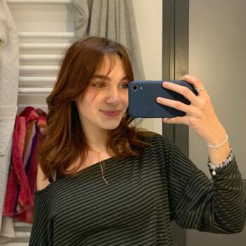 Babysitter in Bordeaux: Louise
