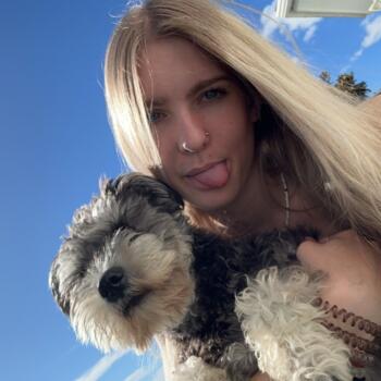 Babysitter in Waikanae: Samara