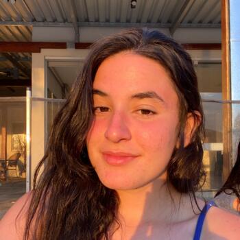 Babá em Serrana: Isabela