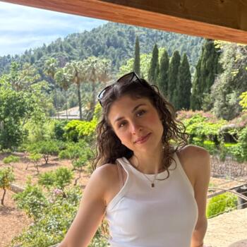 Babysitter in Wien: Nicole