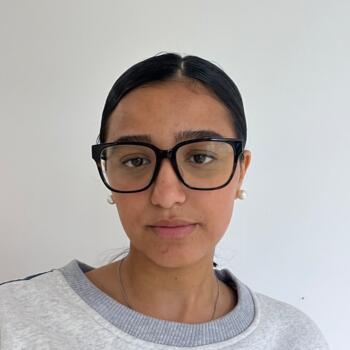 Babysitter in Chilly-Mazarin: Yasmine