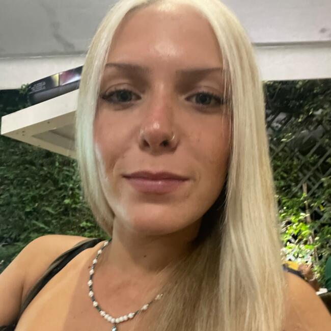 Babysitter στην περιοχή Κομοτηνή: Adriana