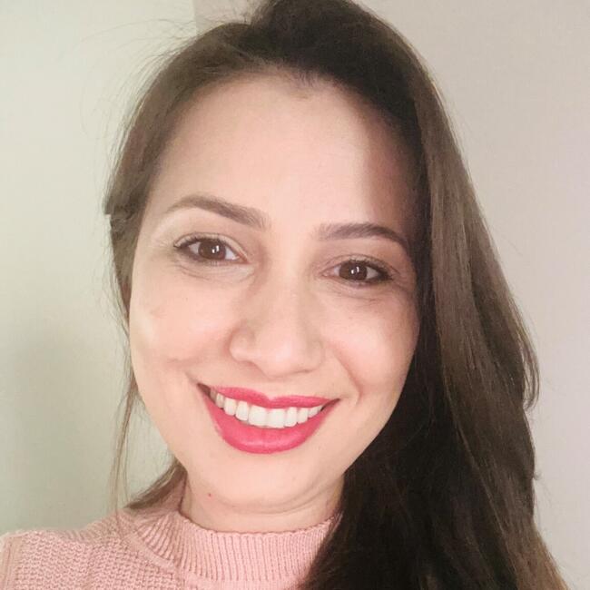Babysitter in Goiânia: Simone