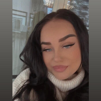 Babysitter in Stans: Alisha