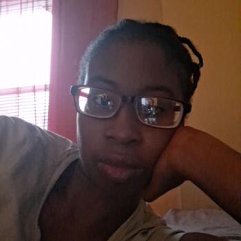 Babysitting job in Philadelphia: Queen