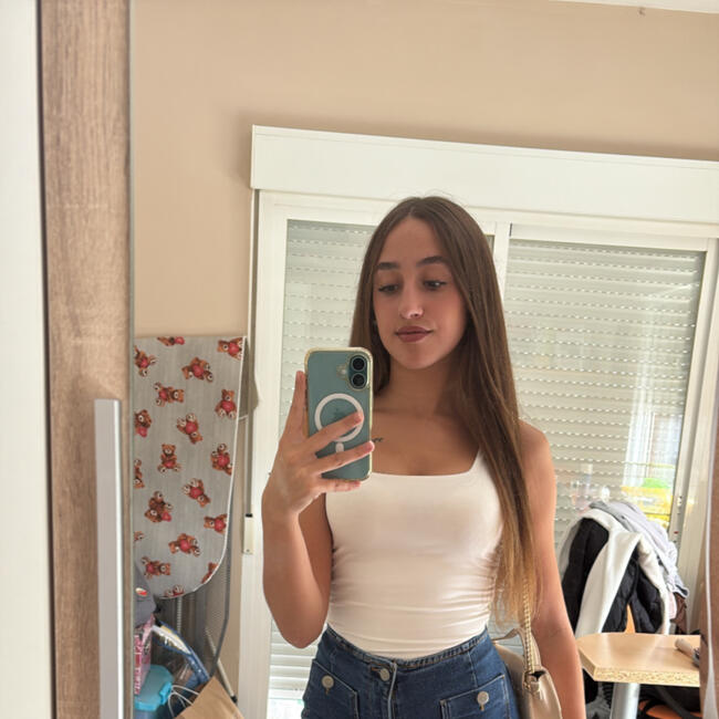 Babysitter in Plasencia: Gisela