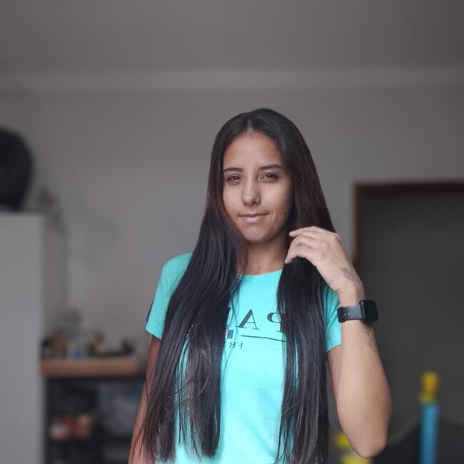 Emprego de babá em Manhuaçu: Erika