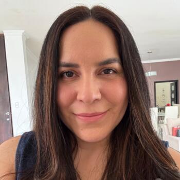 Trabajo para niñera en General Pedro J. Montero: trabajo de niñera Juliana