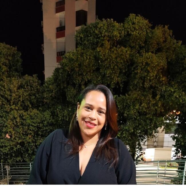 Babysitter in Governador Valadares: Jheniffer