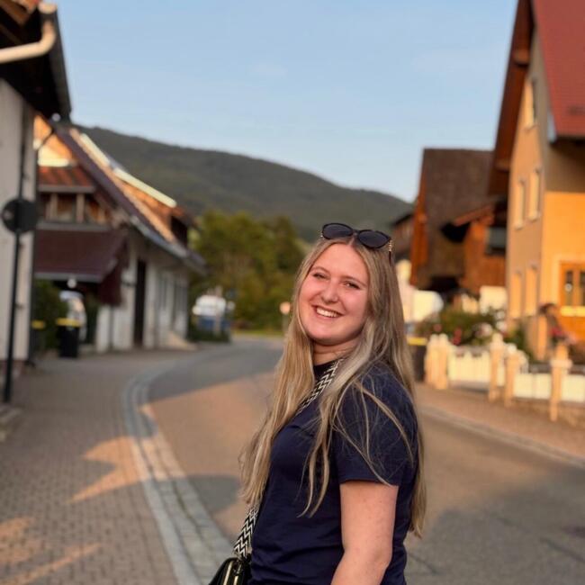 Babysitter in Bemmel: Cheryl