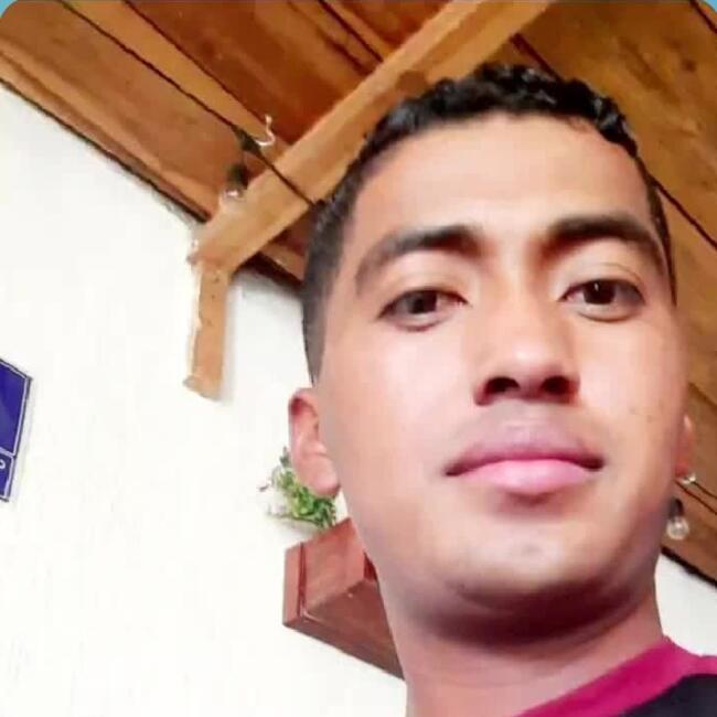 Trabajo para niñera en Chihuahua: Julio Cesar