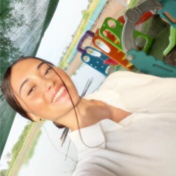 Babysitter Sai Mai: Eva