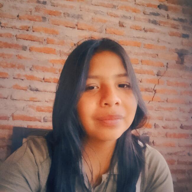 Babysitter in Sucre: Elia Andrea