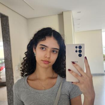 Babysitter in Belo Horizonte: Yasmin