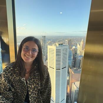 Babysitter in Sydney: Inès