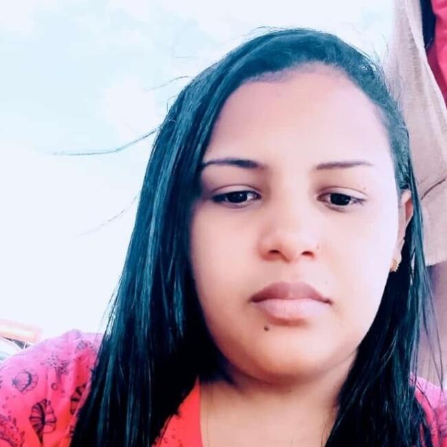 Babysitter in Paço do Lumiar (Raposa): Lenise