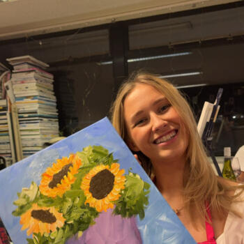 Babysitter in Milngavie: Charlotte