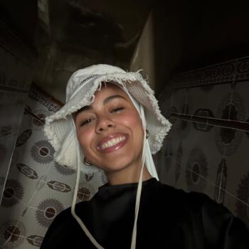 Babysitter in Sant Vicenç dels Horts: Sara