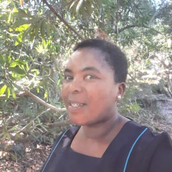 Nanny Cape Town: Bukelwa Mabutya-Zozo