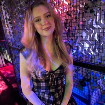 Babysitter in Leeds: Lacye